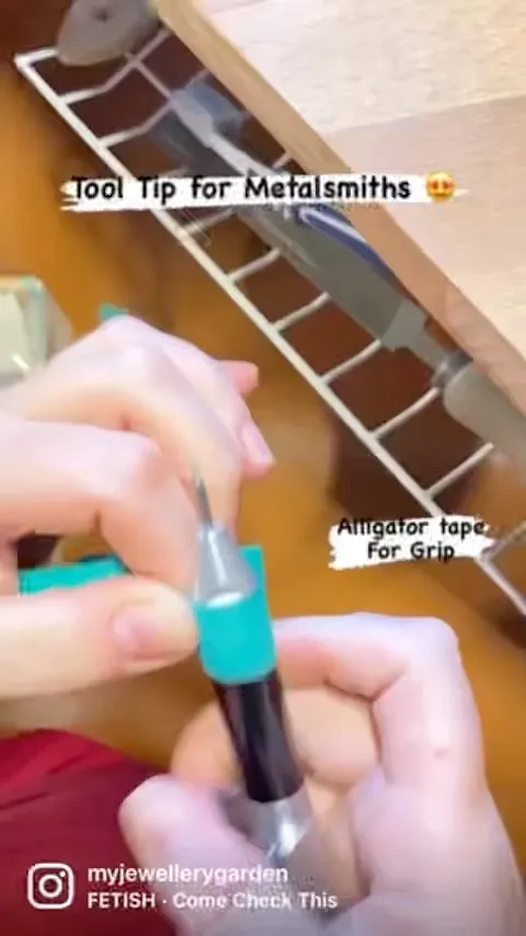 Here is a flex shaft tip from @myjewellerygarden - “I use my @foredomelectric hand piece all the time but it kept turning...