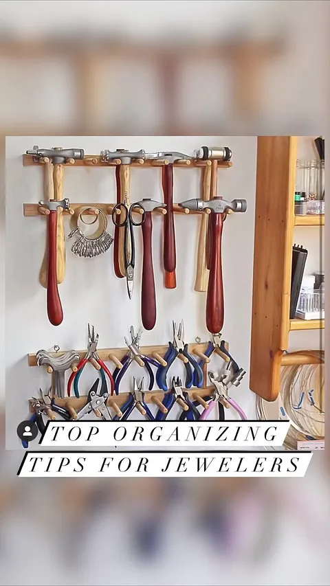 Thank you to our community members for sharing these storage and organization tips with us @karilynnjewelry...