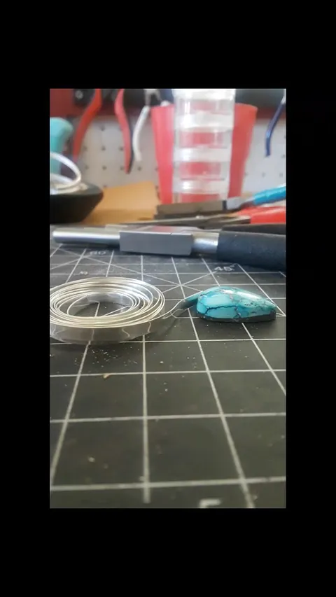 Here is a bezel forming tip from @hammeredheartjewelryco - “Tip to start a bezel... I use forming pliers to make a curve...
