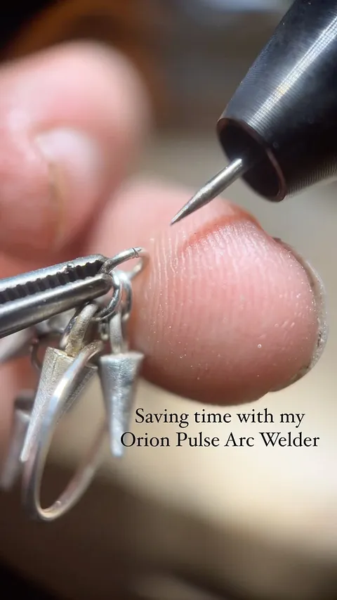 You can still register to learn to use a laser welder or pulse arc welder in person with @sunstoneweld they are hosting an...