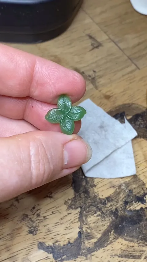 Here is a wax working tip from @anthemsweet_jewelry - ““About halfway through this reel, I use an ink eraser to smooth the...