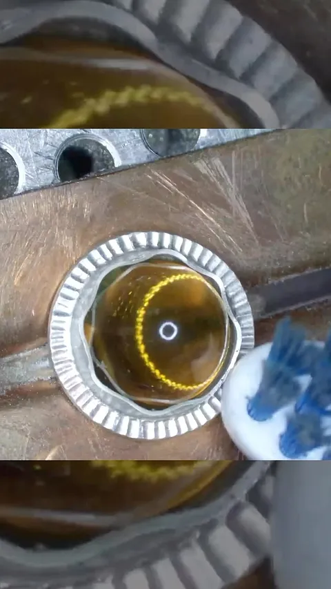Yes, that is a toothbrush! Throwing it back to this video from @lucywalkerjewellery setting a bezel with a toothbrush, it...