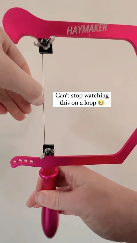 🔊 Sound on for this one! One important tip for sawing metal with a jeweler’s saw frame is to make sure your blade has...