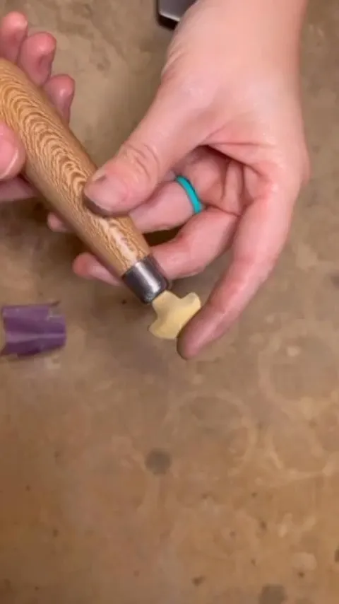 Here is a tool modification from @saltwater.and.silver - “How to avoid scratches on your bezel when setting stones 

✨And...