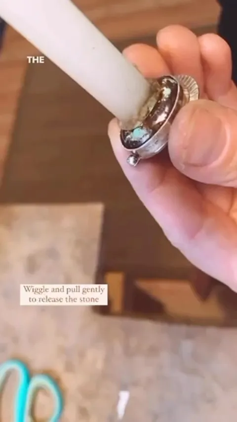 Here is a tip for a stuck stone from (be sure to do this with caution) ☺️ @saltwater.and.silver - “In a perfect world you...