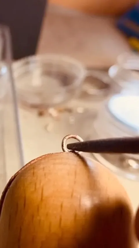 Love this tip (and background music 🤘) from @beautifulfiercewonderful - “Ring clamps aren’t just for rings…this little...