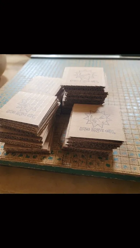 Here is a tip to make your own packaging feom @dangbravegirl - “I have been doing this since I started... making my own...