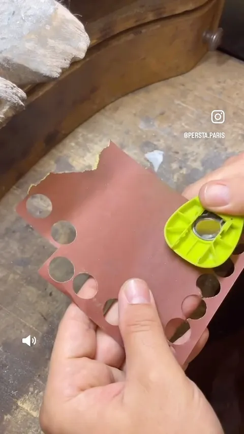 Thank you @persta.paris for this DIY sanding disc tip - “I cut sandpaper discs with a small machine, a hole punch found in...