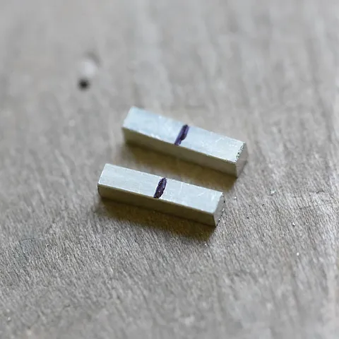 Tips from the Bar Studs Project in my book ☺️ if you are an absolute beginner, try this project! I cut two pieces of...