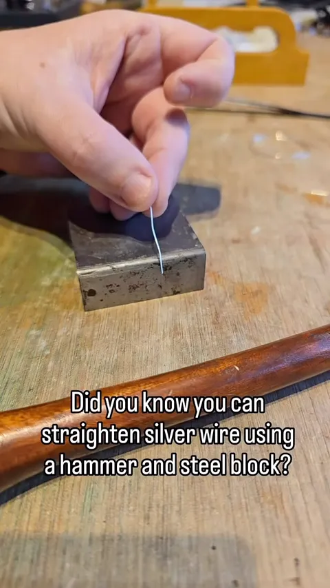 Here is a tip for straightening and work hardening wires from @mijouxjewellery ⁣
⁣
“It’s amazing how easily wire can get...