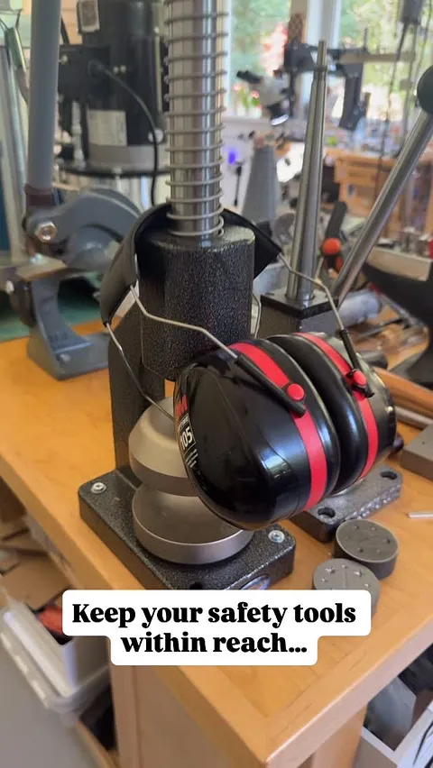 SAFETY TIP 🦺

Keep your safety glasses, ear protection, masks—all your gear—right next to (or even on top of) your tools....