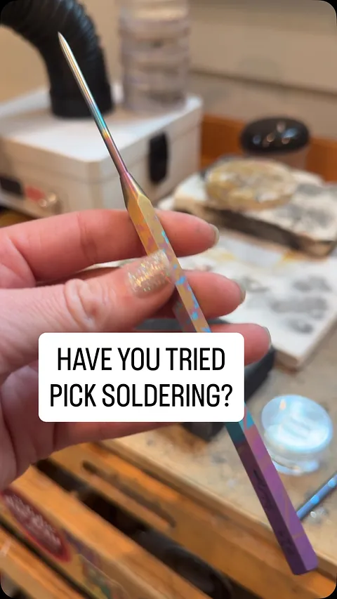 Ever heard of pick soldering? 🔥 Pick soldering is a technique for placing solder with accuracy. After you have fluxed and...