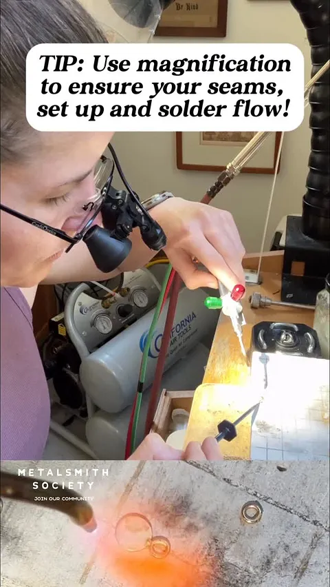 Struggling with soldering? 👀 If you can’t see your seams, you can’t fix your seams. Gaps prevent solder from flowing and...