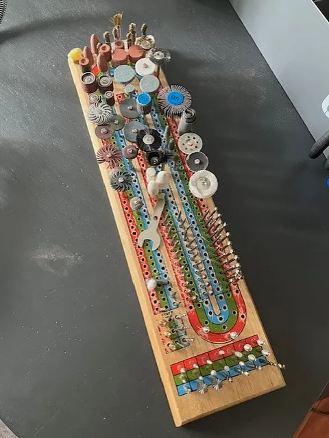 Cribbage board jewelry tool organizer 🤯@prairiepigeonmetalworks 

“My tool storage tip is that I use my grandparents old...
