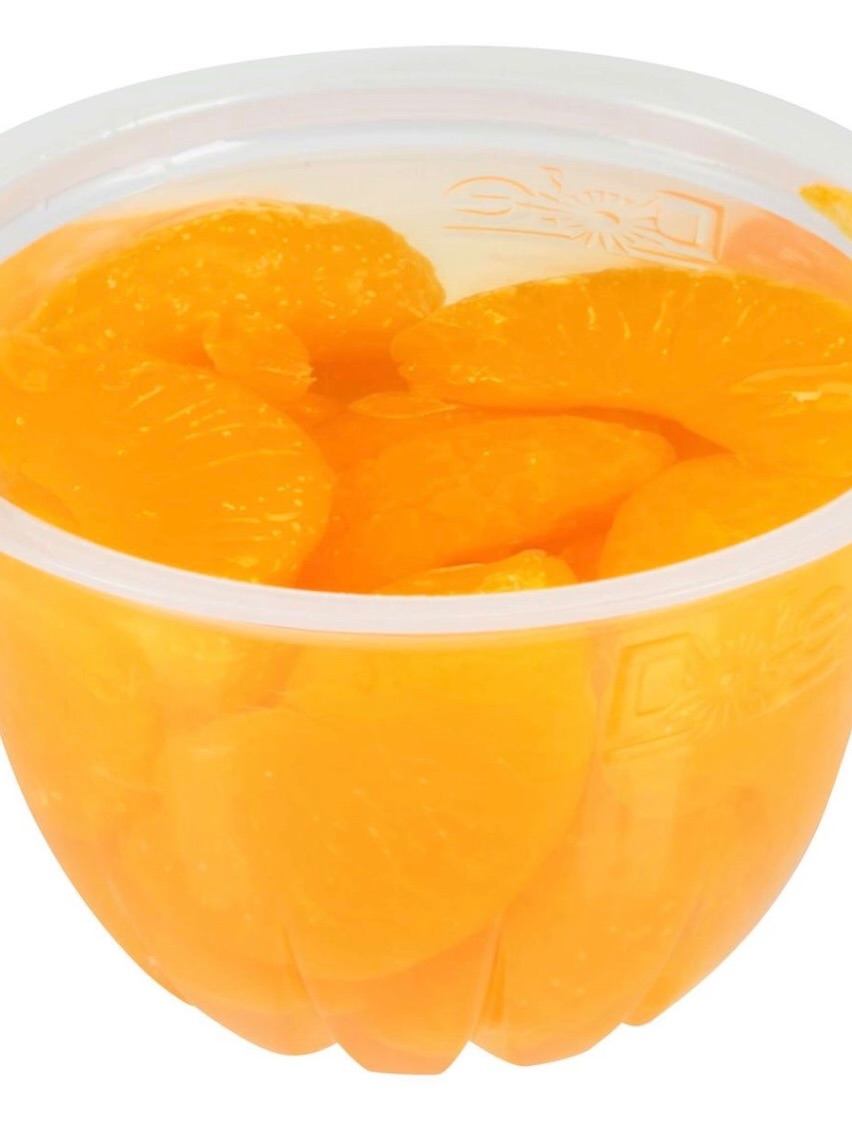 Fantastic organization tip from @melissapedersen 

“I use little recycled plastic fruit or apple sauce cups from my kids...